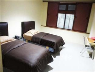 Quint Hotel Manado Exterior photo